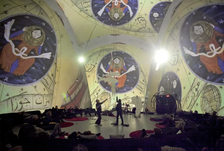 Babel Orkestra de Jean-Jacques Lemêtre. Présenté à la Société des arts technologiques de Montréal, 2012. Photo de Sébastien Roy.