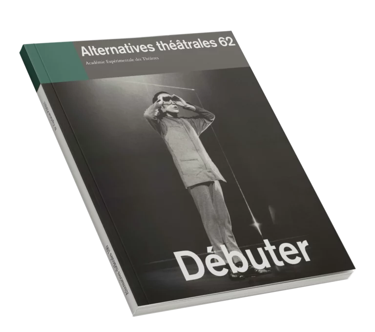 Débuter-Couverture du Numéro 62 d'Alternatives Théâtrales