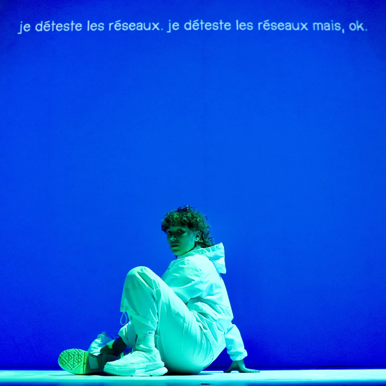 wireless people,2024, théâtre du Rideau, Bruxelles, crédit Camille Freychet