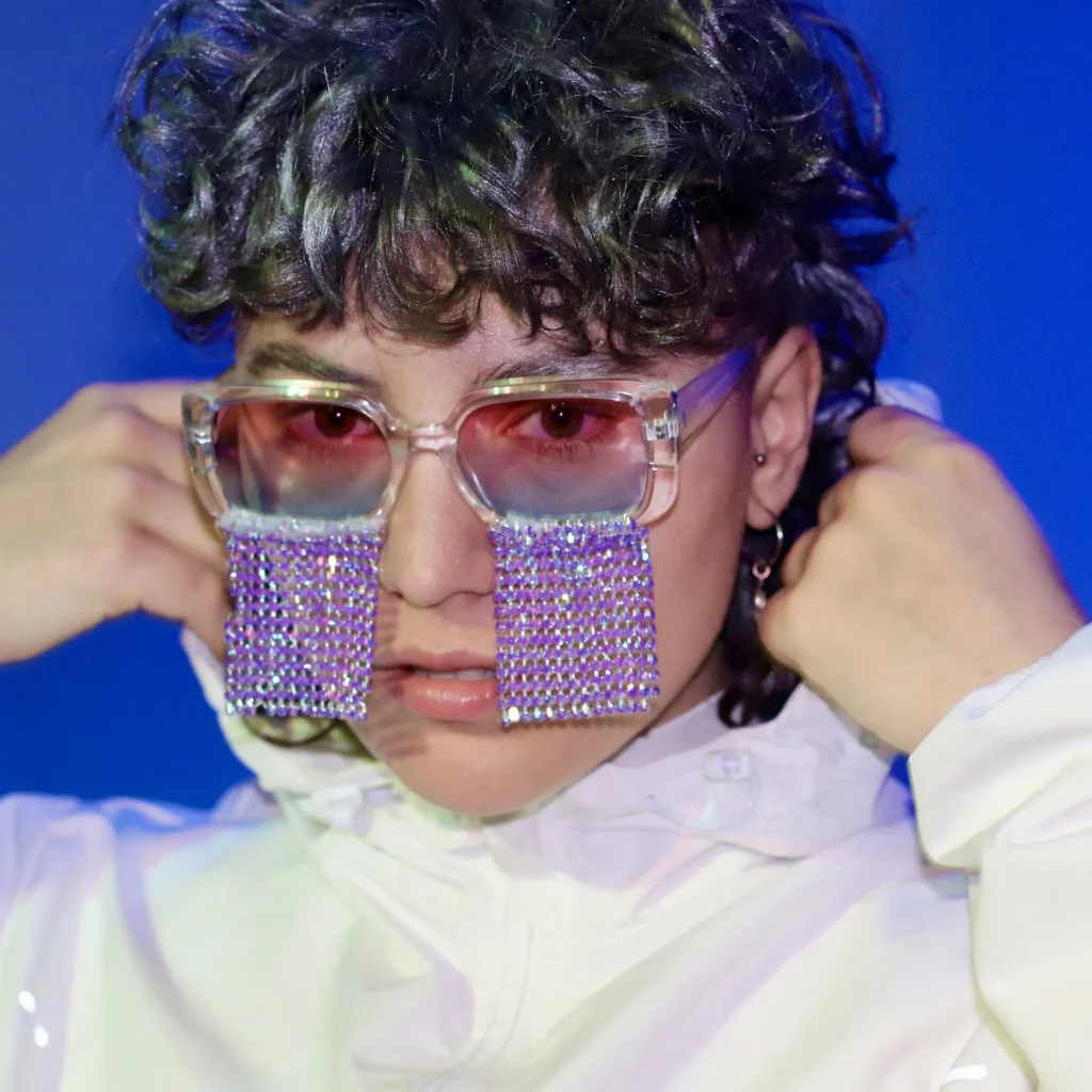 wireless people,2024, théâtre du Rideau, Bruxelles, crédit Camille Freych